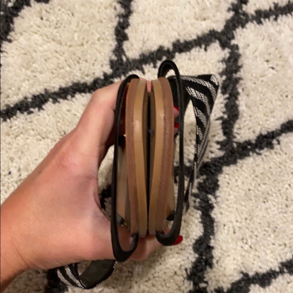 Women’s size 7 1/2 target sandals - Picture 4 of 5